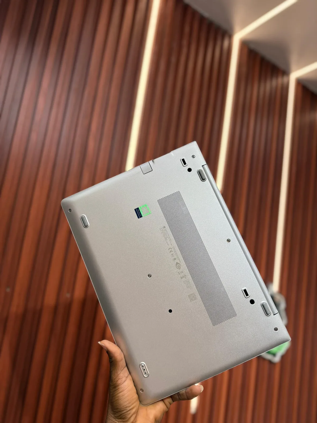 Photograph 3 of HP ELITEBOOK  830  G6